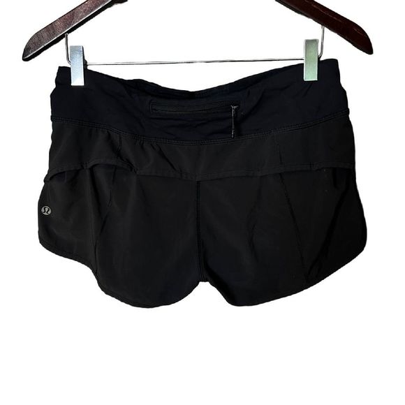 Lululemon Shorts 6 - Picture 2 of 3